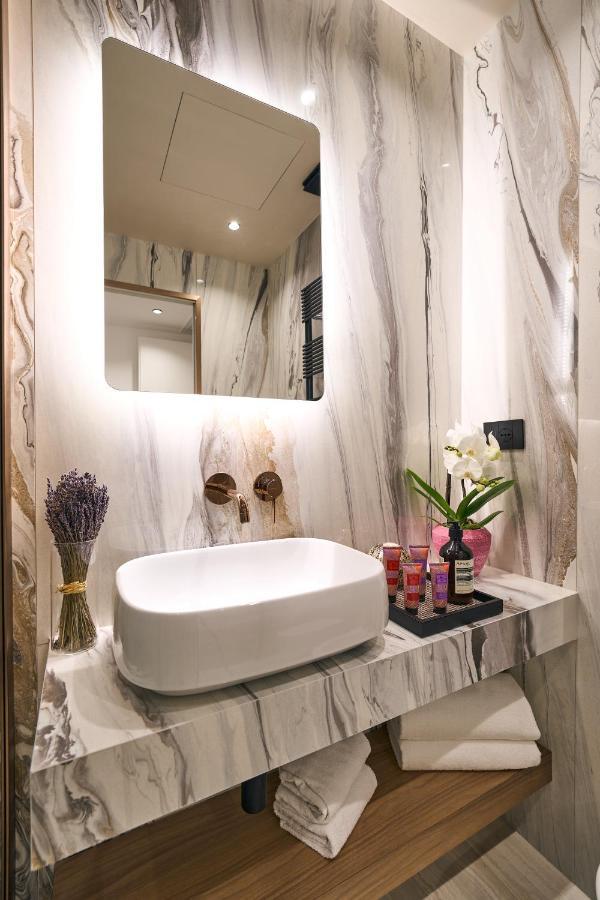 Luxury & Central Apartment Milano Eksteriør bilde