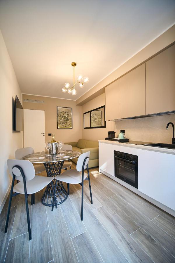 Luxury & Central Apartment Milano Eksteriør bilde