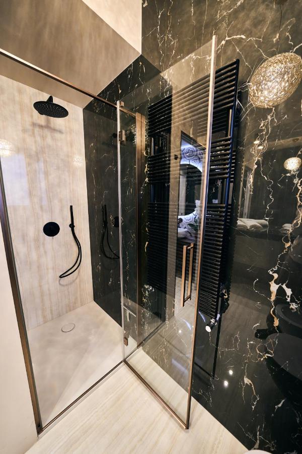Luxury & Central Apartment Milano Eksteriør bilde