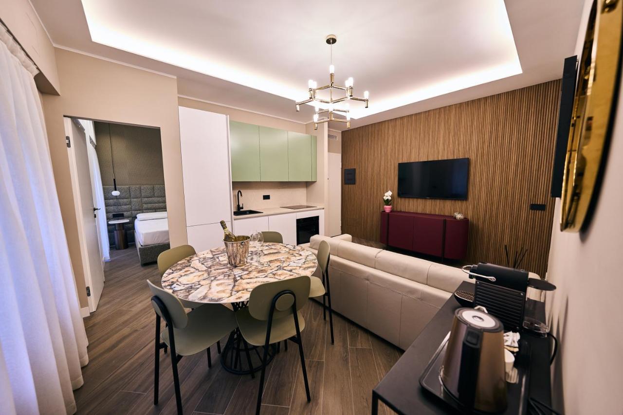 Luxury & Central Apartment Milano Eksteriør bilde